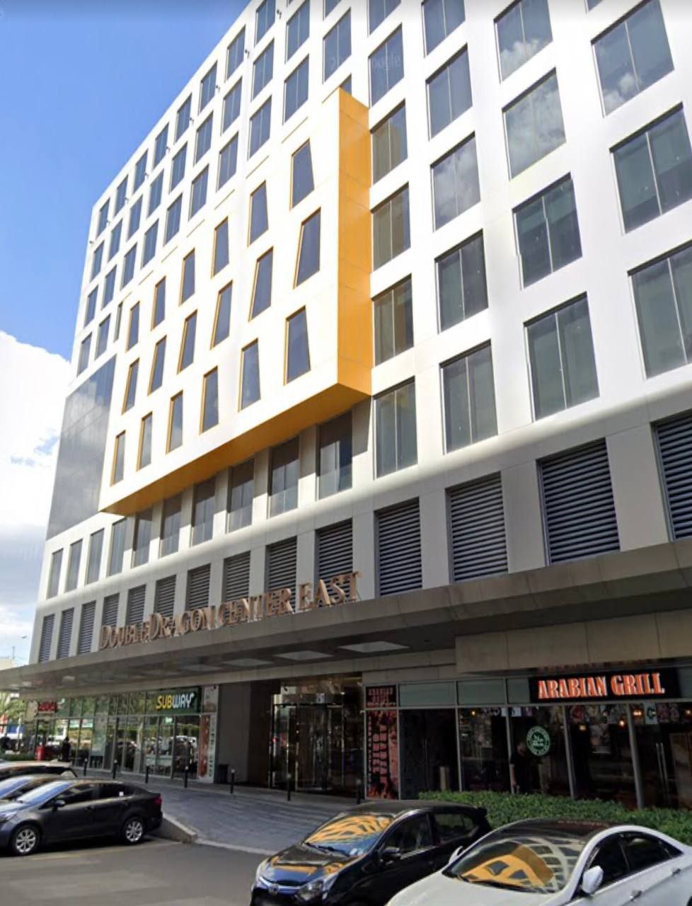 双龙大厦10楼，我差点连人带钱一起被卖