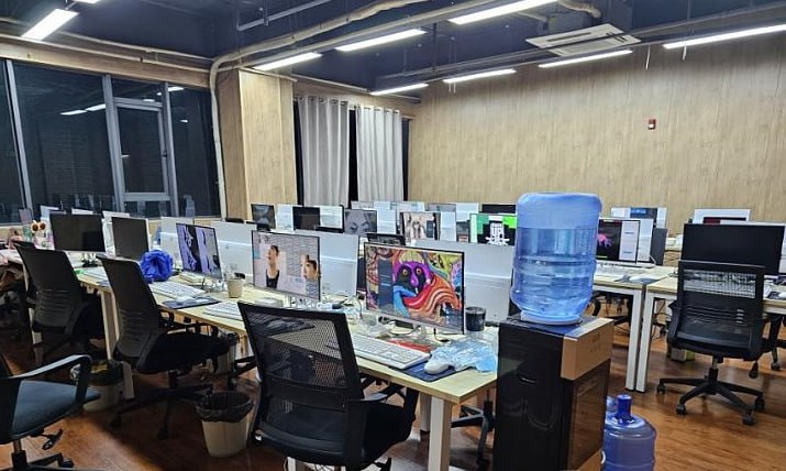 菲律宾警方突袭宏泰园区，园区里面有约1200名中国狗推